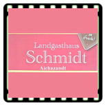 Im malerischen Aichazandt, eingebettet in die reizvolle Landschaft des Sulzbacher Berglands, liegt das Landgasthaus Schmidt – ein echtes Kleinod für Genießer und Naturliebhaber. Umgeben von herrlichen Wander- und Radwegen bietet unser Gasthaus den idealen Ort, um eine aktive Auszeit mit regionalen Köstlichkeiten zu verbinden.