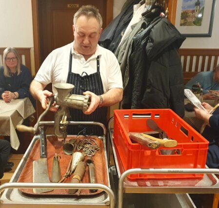 Dieter Schmidt in der Wurstkuchl